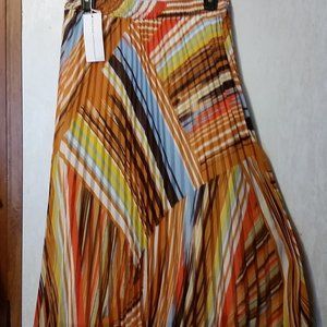 New !Truly 4 You Skirt sz small